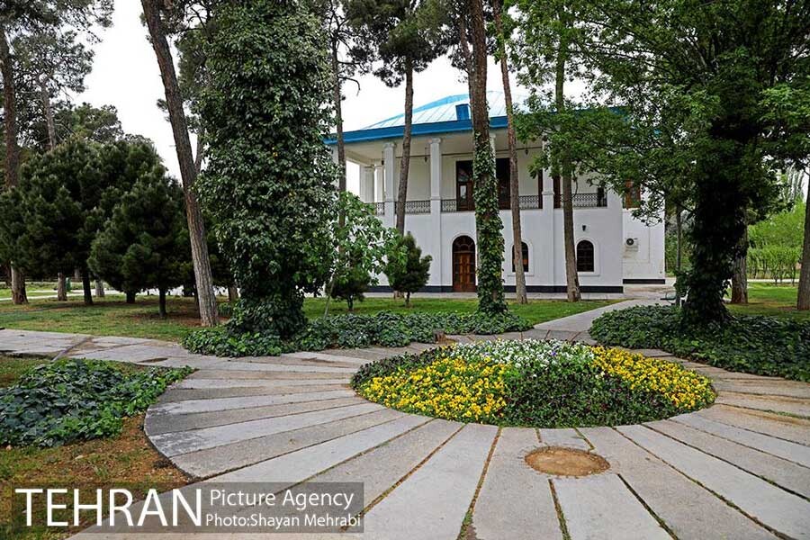 lastsecond.ir-best-parks-in-tehran-azadegan.jpg