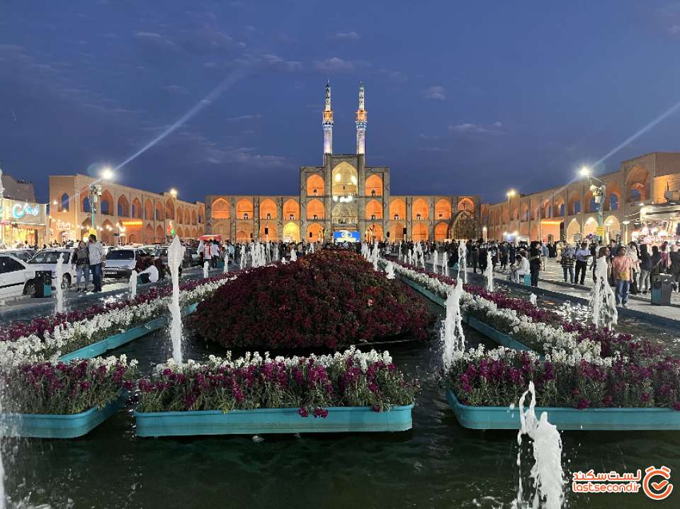 میدان امیرچخماق یزد