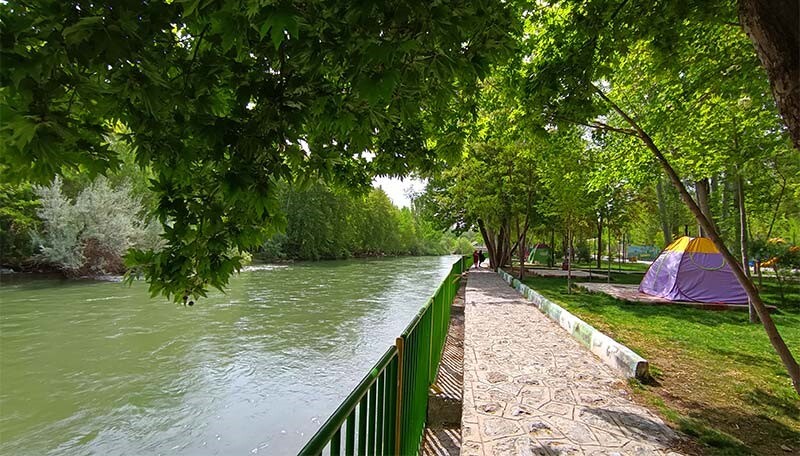 باغ-بهادران1.jpg