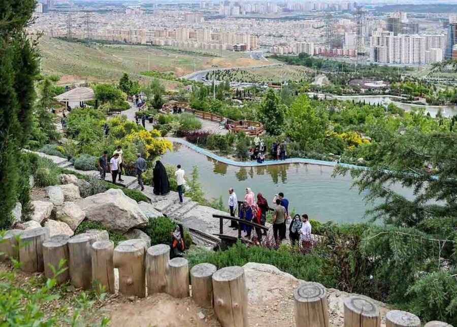 پارک-آبشار-تهران-1-1-e1632909527255.jpg