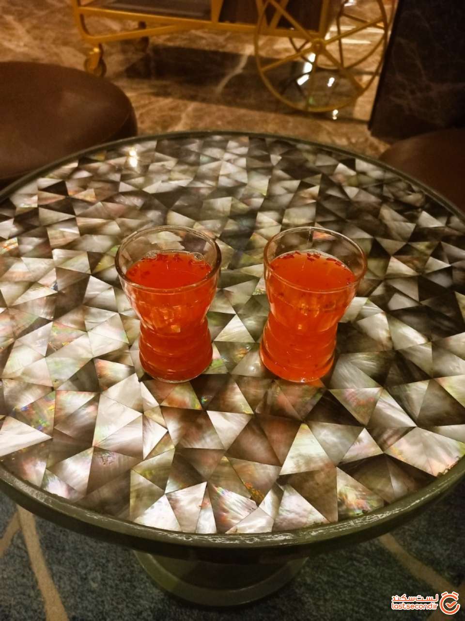 شربت هندوانه با گل سرخ