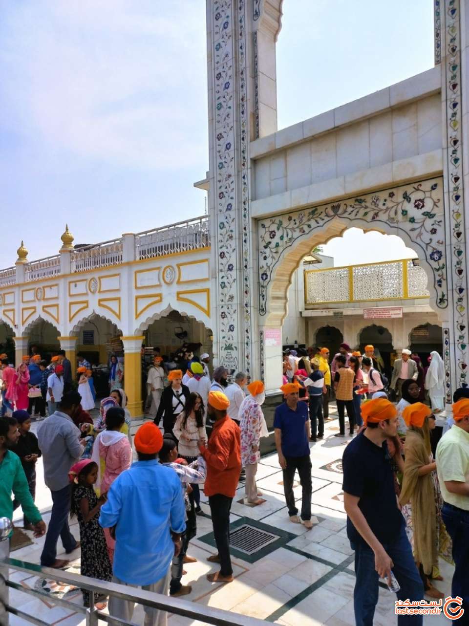 زائرین معبد
