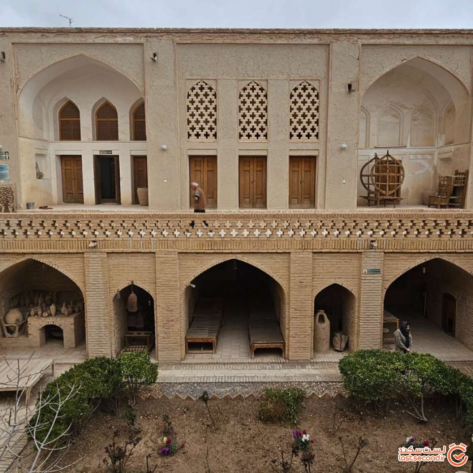 خانه پیر نیا