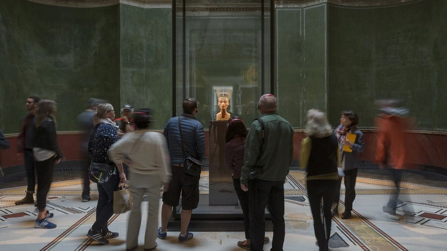 Neues Museum_2018_8_LNDM_Neues_Museum_Nofretete_David_von_Becker_Press.jpg