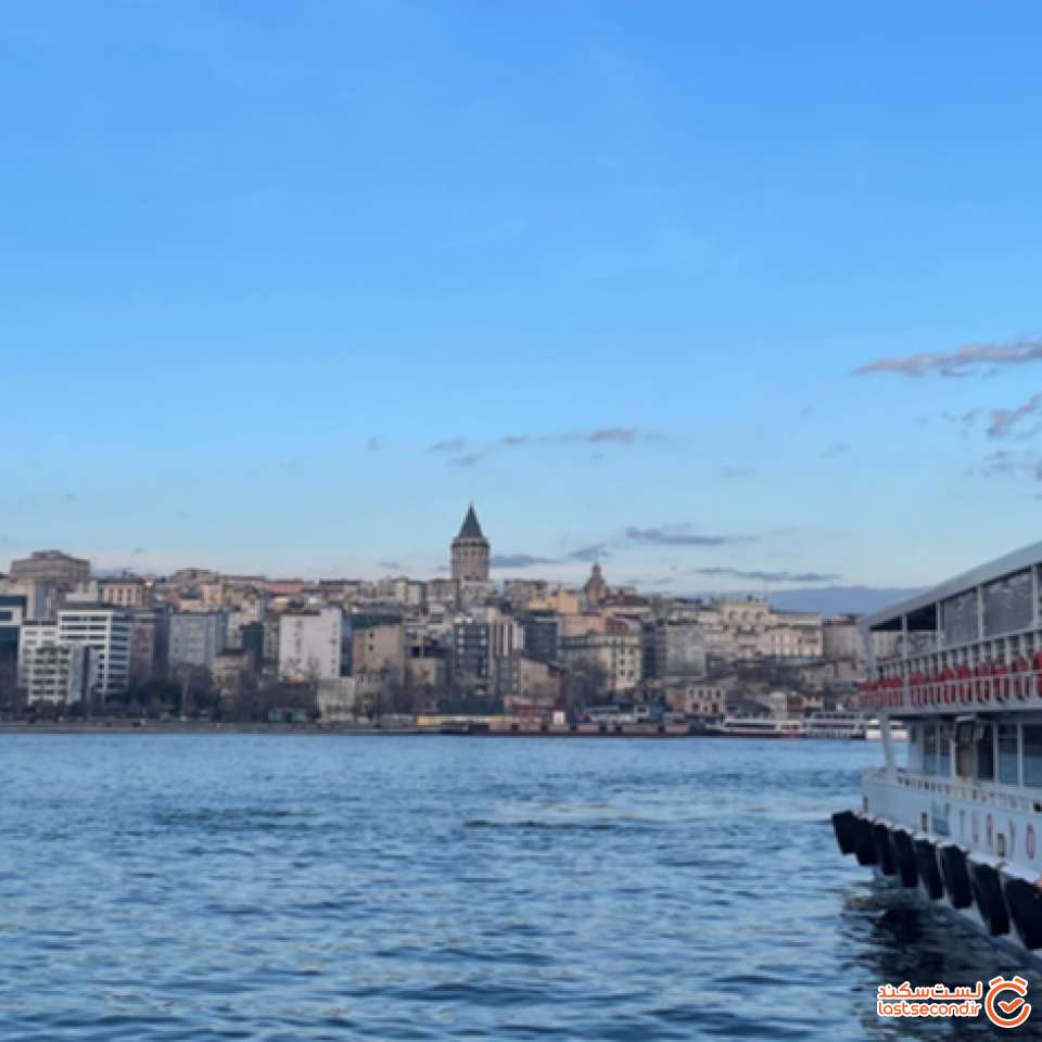 برج گالا از ساحل امینونو