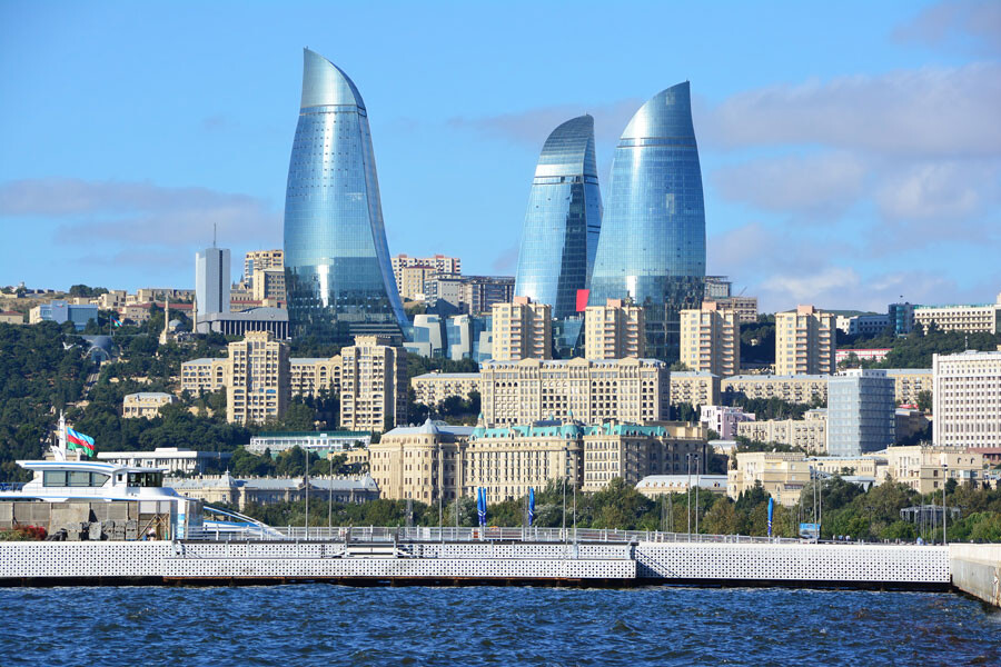 lastsecond.ir-things-to-do-baku-city-famous-towers.jpg