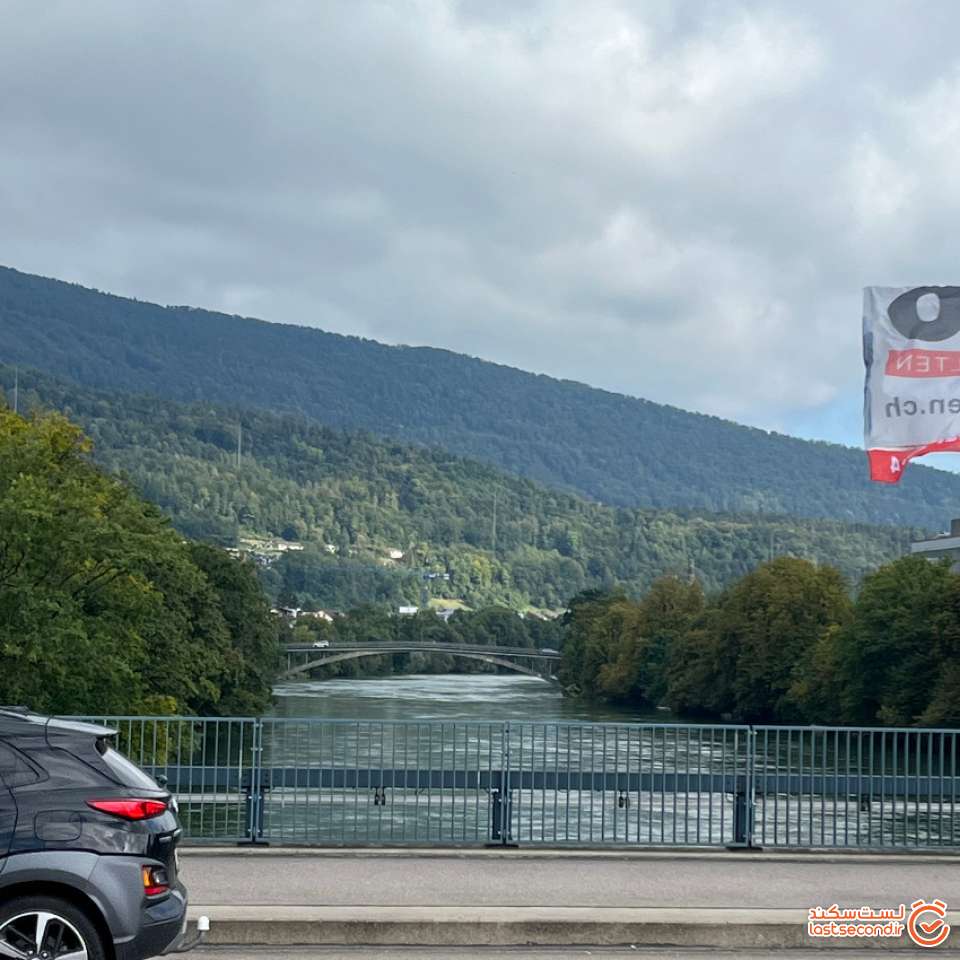 پلی بر روی رودخانه در اولتن سوییس