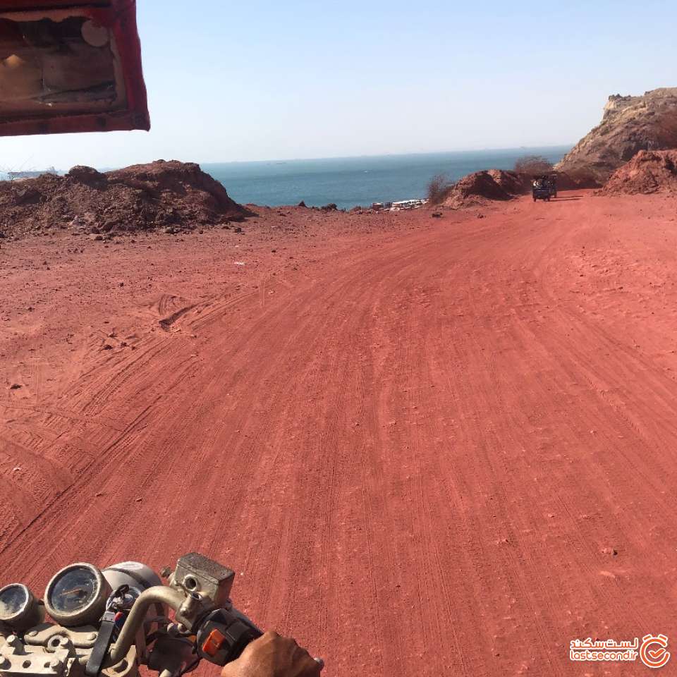 ساحل واقعا سرخ