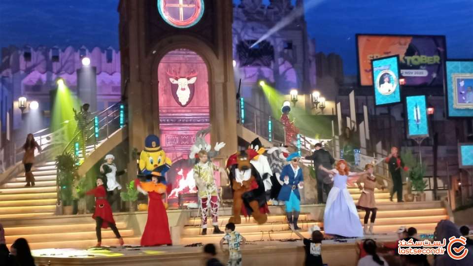 تصویر شماره 6 - نمایش و رژه شخصیت های کارتونی