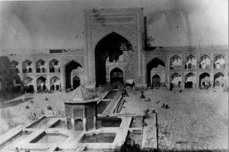 Esmaeil Tala Saqqa Khaneh By Antonio Giannuzzi.jpg