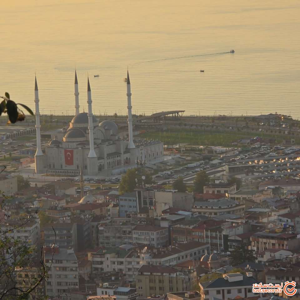 چشم انداز شهز از بزتپه