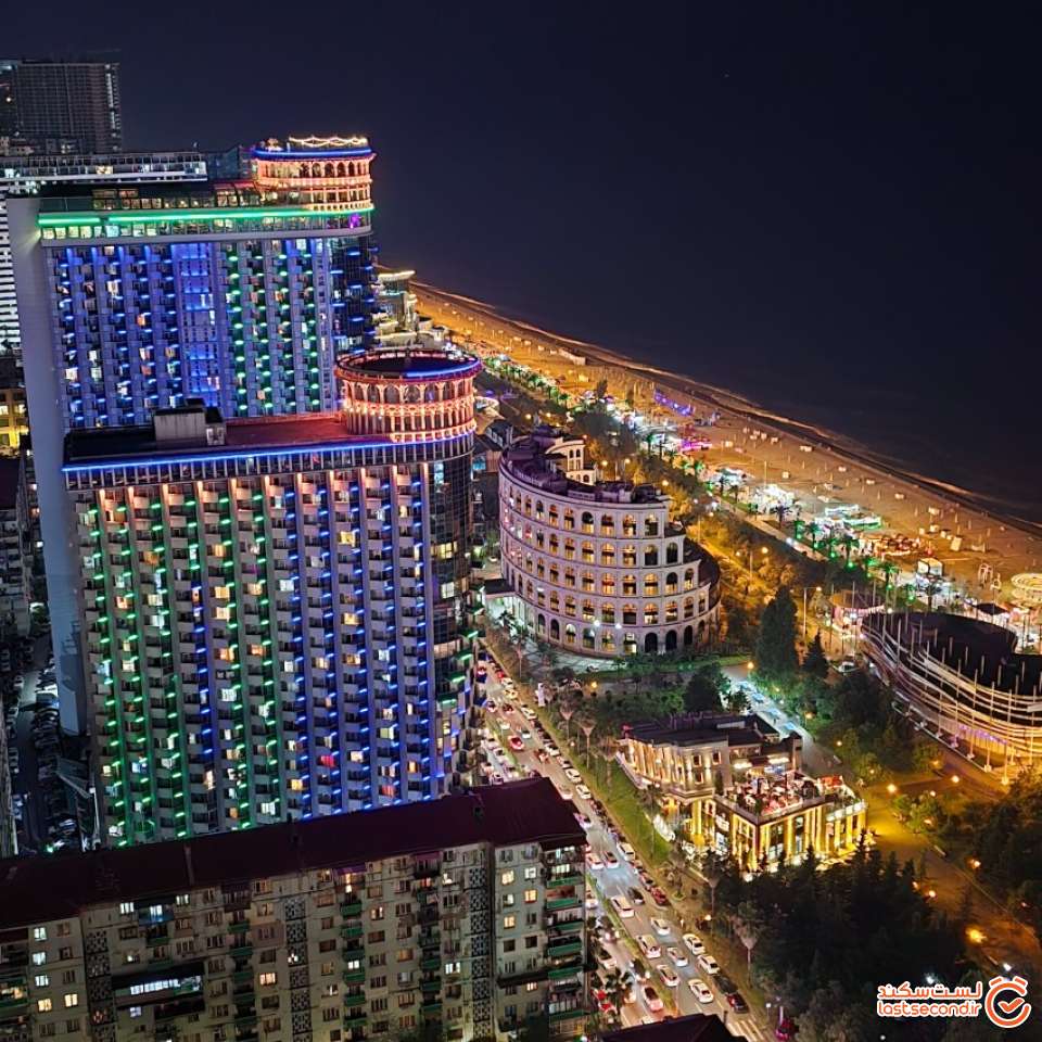 نمای ساحل باتومی از بالکن هتل