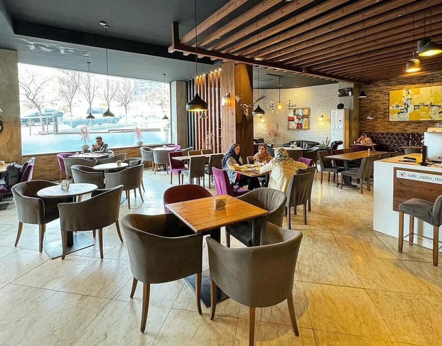 lastsecond.ir-best-cafes-in-tabriz-radio.jpg
