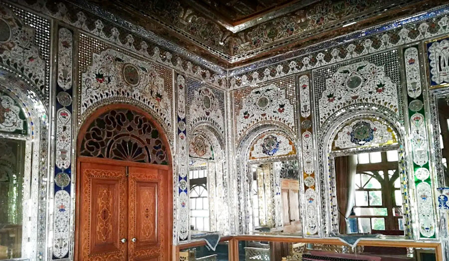 lastsecond.ir-best-shiraz-attractions-manteghinezhad.jpg