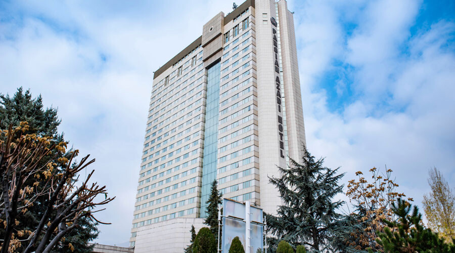 lastsecond.ir-best-restaurants-of-tehran-pesranekarim3.jpg