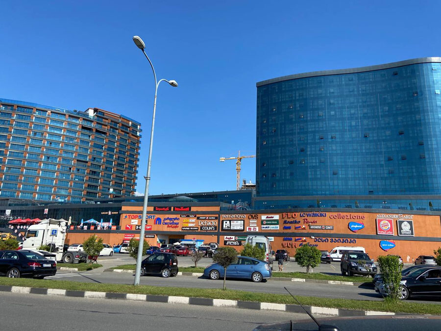 lastsecond.ir-best-shopping-centers-in-batumi-metrocity.jpg
