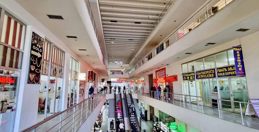 lastsecond.ir-best-shopping-centers-in-batumi-plaza-old.jpg