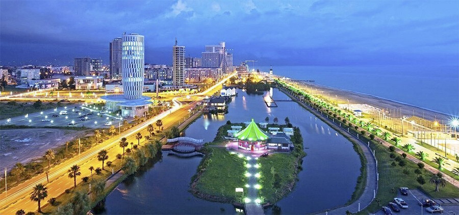lastsecond.ir-best-shopping-centers-in-batumi-boulevard.jpg