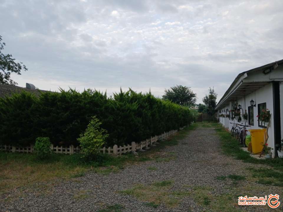 محوطه بوم گردی آویشار