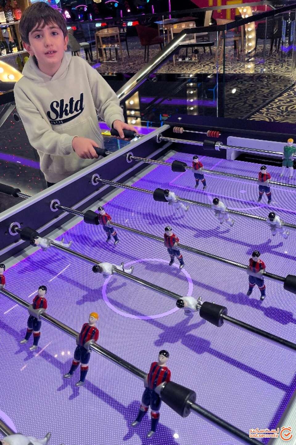 136.jpg