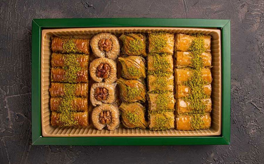 lastsecond.ir-souvenirs-of-tabriz-baklava.jpg