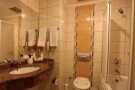 5896718.jpg