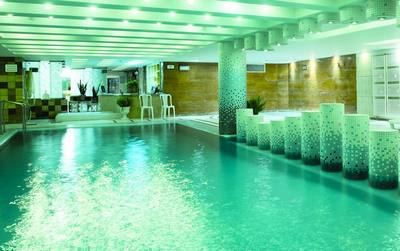 pool2.jpg