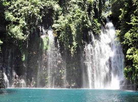 آبشار تیناگو، مقصدی هیجان انگیز در فیلیپین