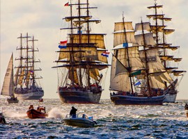 آمستردام را با قایق درنوردید!