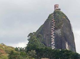 فتح صخره زیبای کلمبیا با گذر از 659 پله