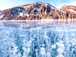 ‏تصاویری زیبا و دیدنی از دریاچه یخ زده بایکال