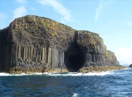 غار شگفت انگیز فینگال Fingal  ، اسکاتلند + تصاویر
