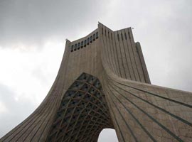 پیشنهاد تهران گردی آخر هفته : برج آزادی