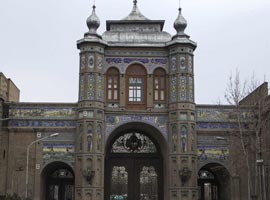 پیشنهاد تهران گردی آخر هفته : سر در باغ ملی
